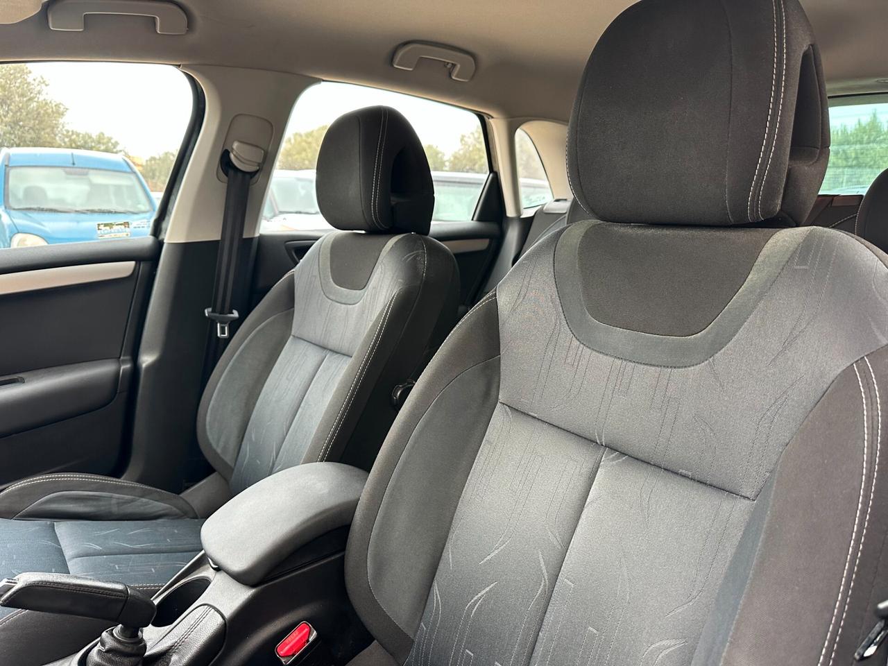 Citroen C4 1.6 HDi 90 Berlina 2012 Perfetta