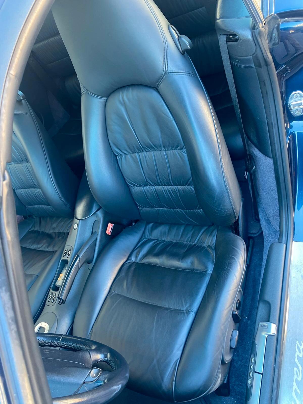 Porsche 996 CARRERA 911 CABRIO