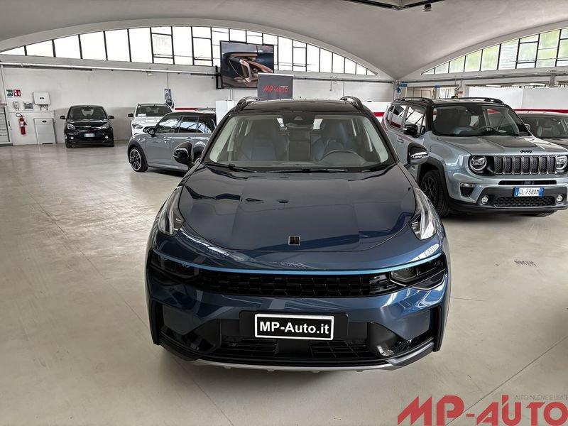 Lynk & Co 01 HEV