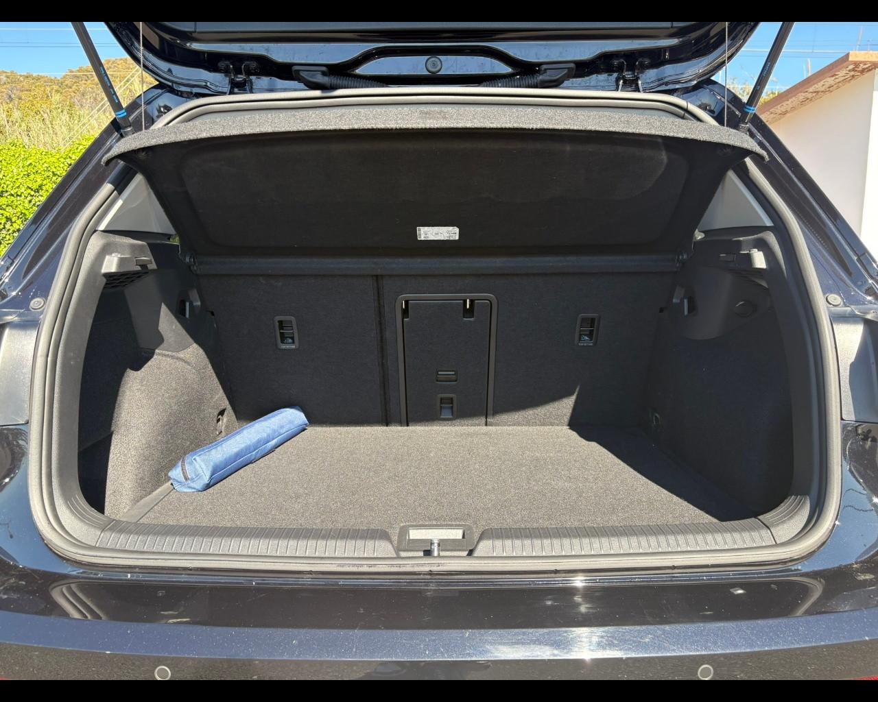 VOLKSWAGEN Golf 8ª serie - Golf 1.0 TSI EVO Life