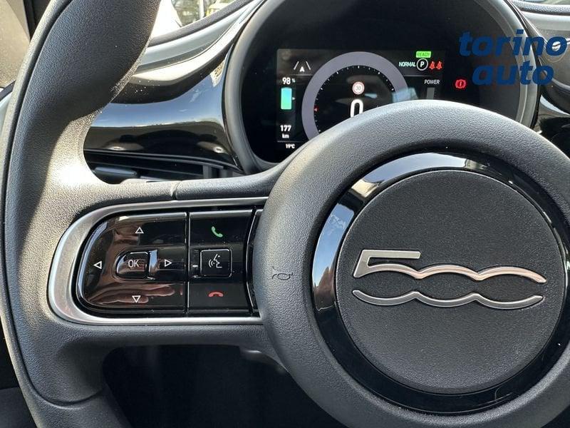 FIAT 500 Action Berlina