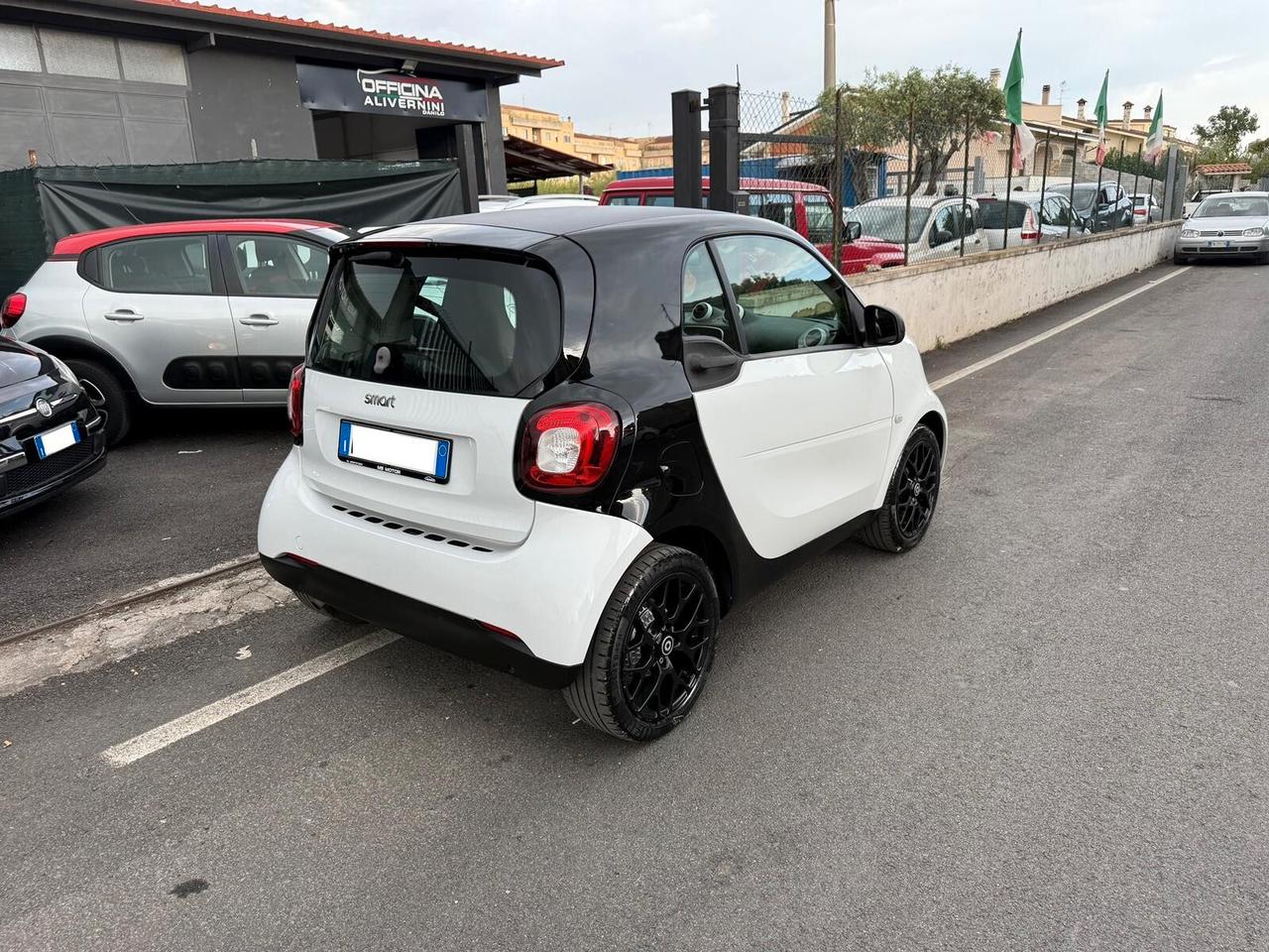 Smart ForTwo 1.0 71cv - 106.000km - Superprezzo - Tutto incluso