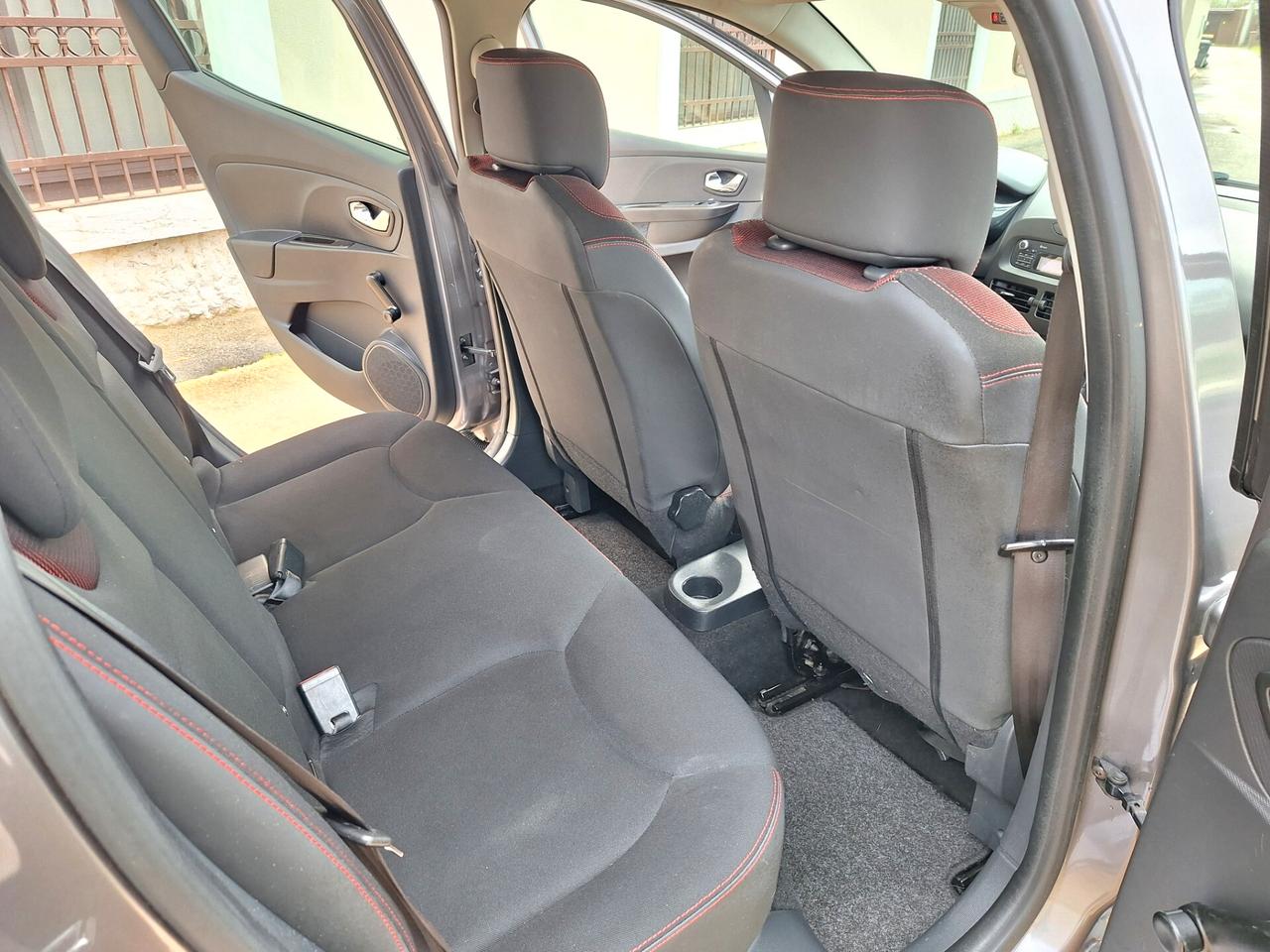 Renault Clio 1.2 BENZINA 5 porte "PERFETTA"