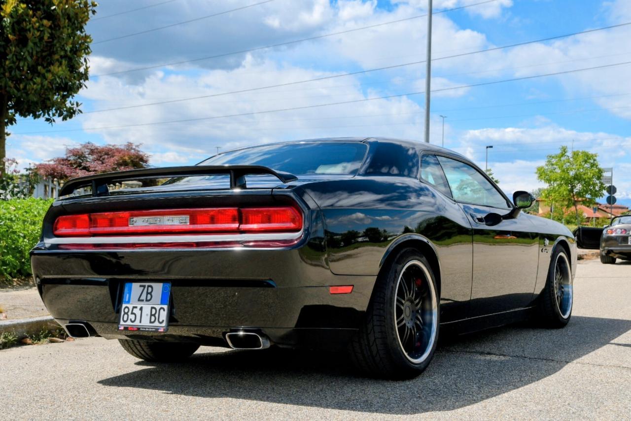 Dodge Challenger SRT-8 2009