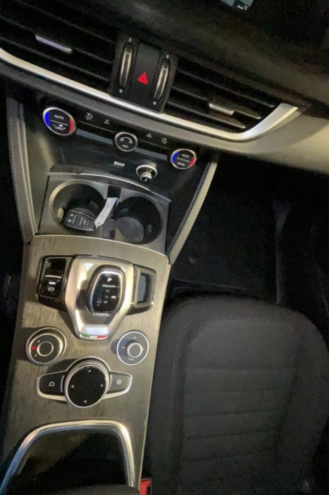 ALFA ROMEO Stelvio 2.2 d Q4 190 CV AT8 Navi Car Play Aziendale