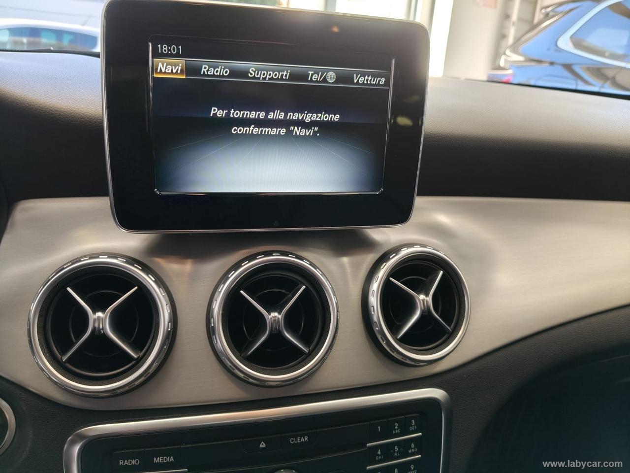 MERCEDES-BENZ GLA 180 d Automatic Sport