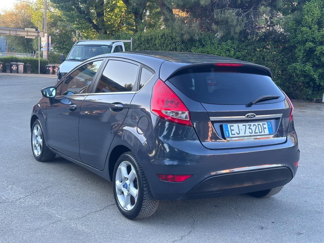 Ford Fiesta 1.4 TDCi 5p. Titanium