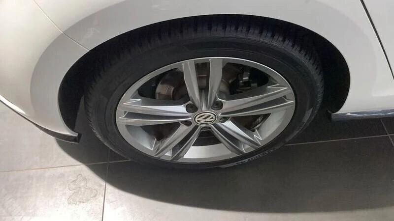 Volkswagen Golf 1.4 TSI 125 CV 5p. R-LINE