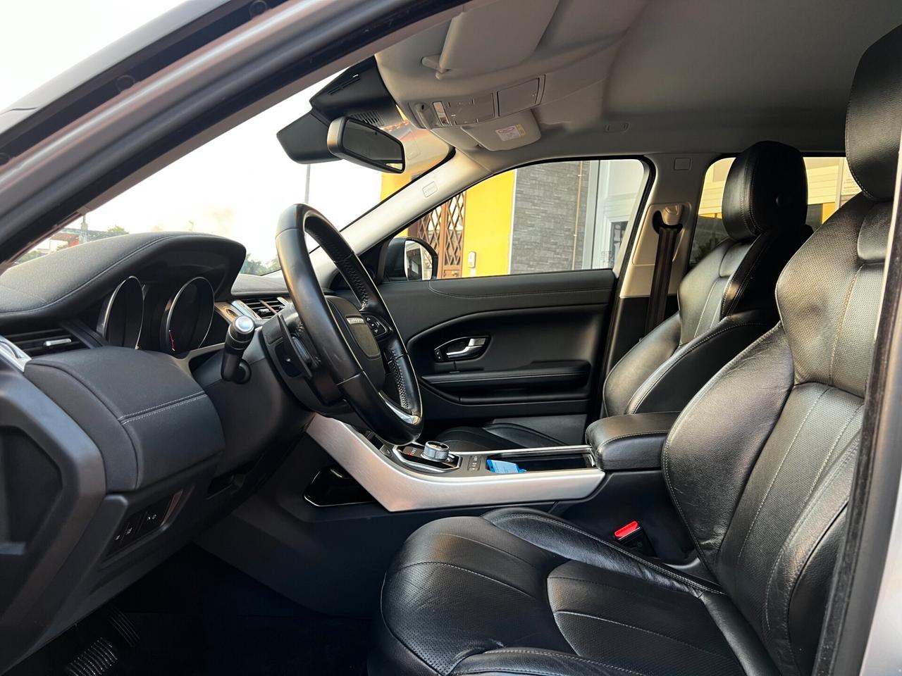 Range Rover Evoque 2.0 150 CV Dynamic-RESTAYLING