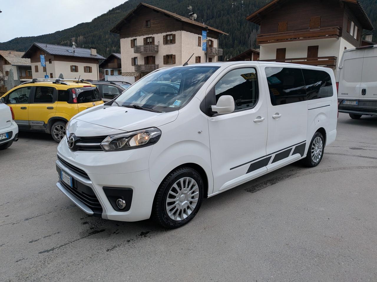 Toyota Proace Verso 2.0D 144 CV L2 D Lounge