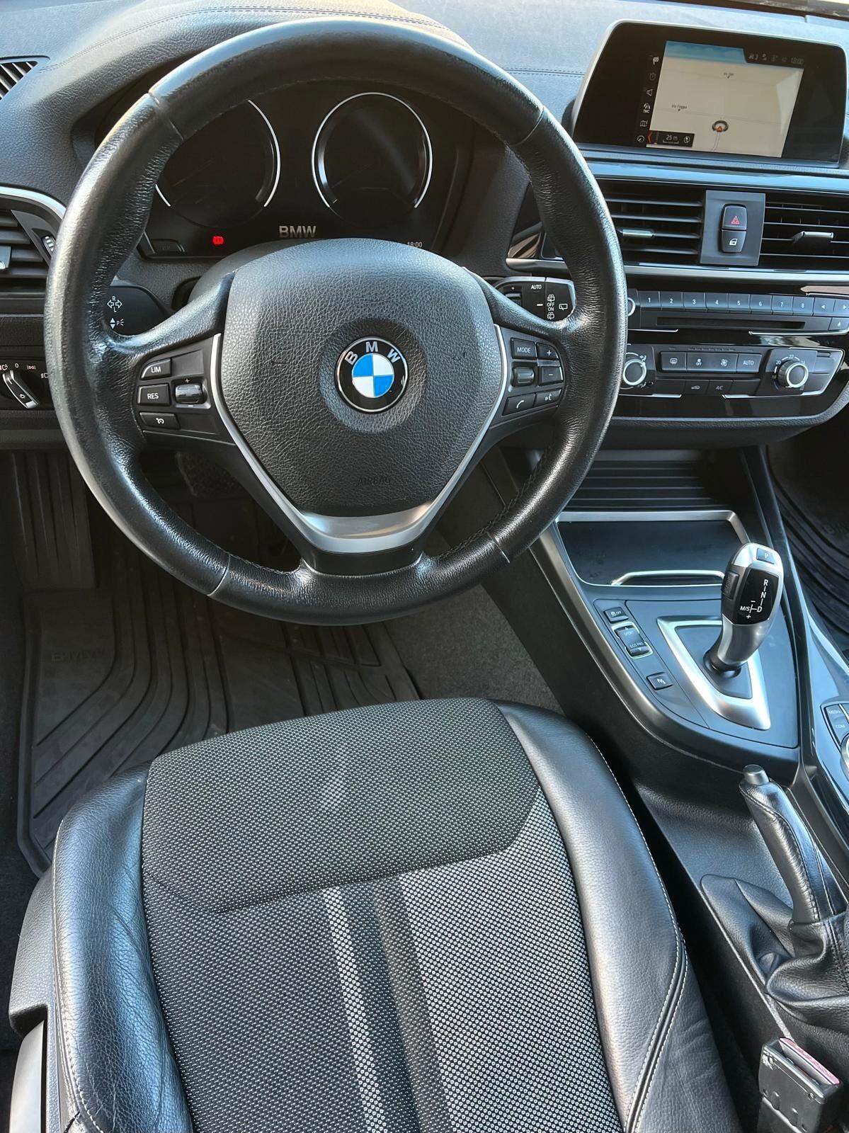 Bmw 116 116d 5p. Urban