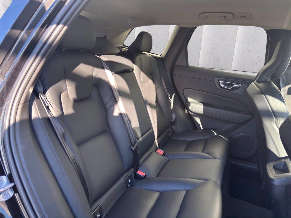 VOLVO XC60 2.0 b4 Plus Dark auto del 2024