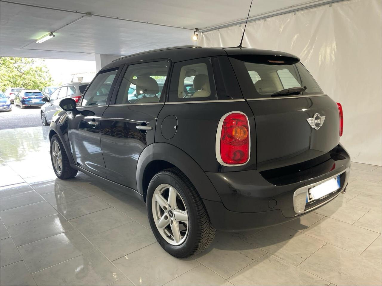 MINI COUNTRYMAN D 2011 1.6 90 CV X NEOPATENTATI