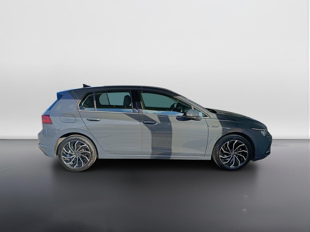 VOLKSWAGEN Golf VIII 2020 - Golf 2.0 tdi Style 150cv dsg