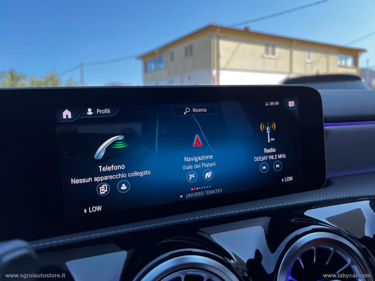 MERCEDES-BENZ A 180 d Automatic Premium