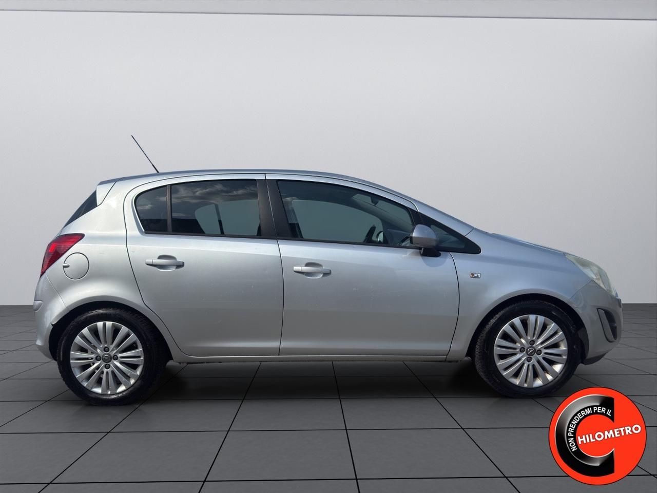 Opel Corsa 5 Porte 1.2 One BENZINA 85 CV-E5B-CERCHI IN LEGA-OK NEOPATENTATI-