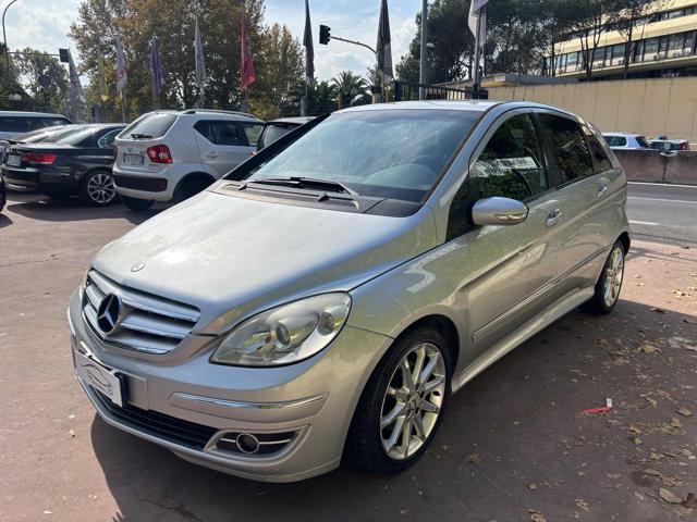 MERCEDES-BENZ B 200 CDI Sport