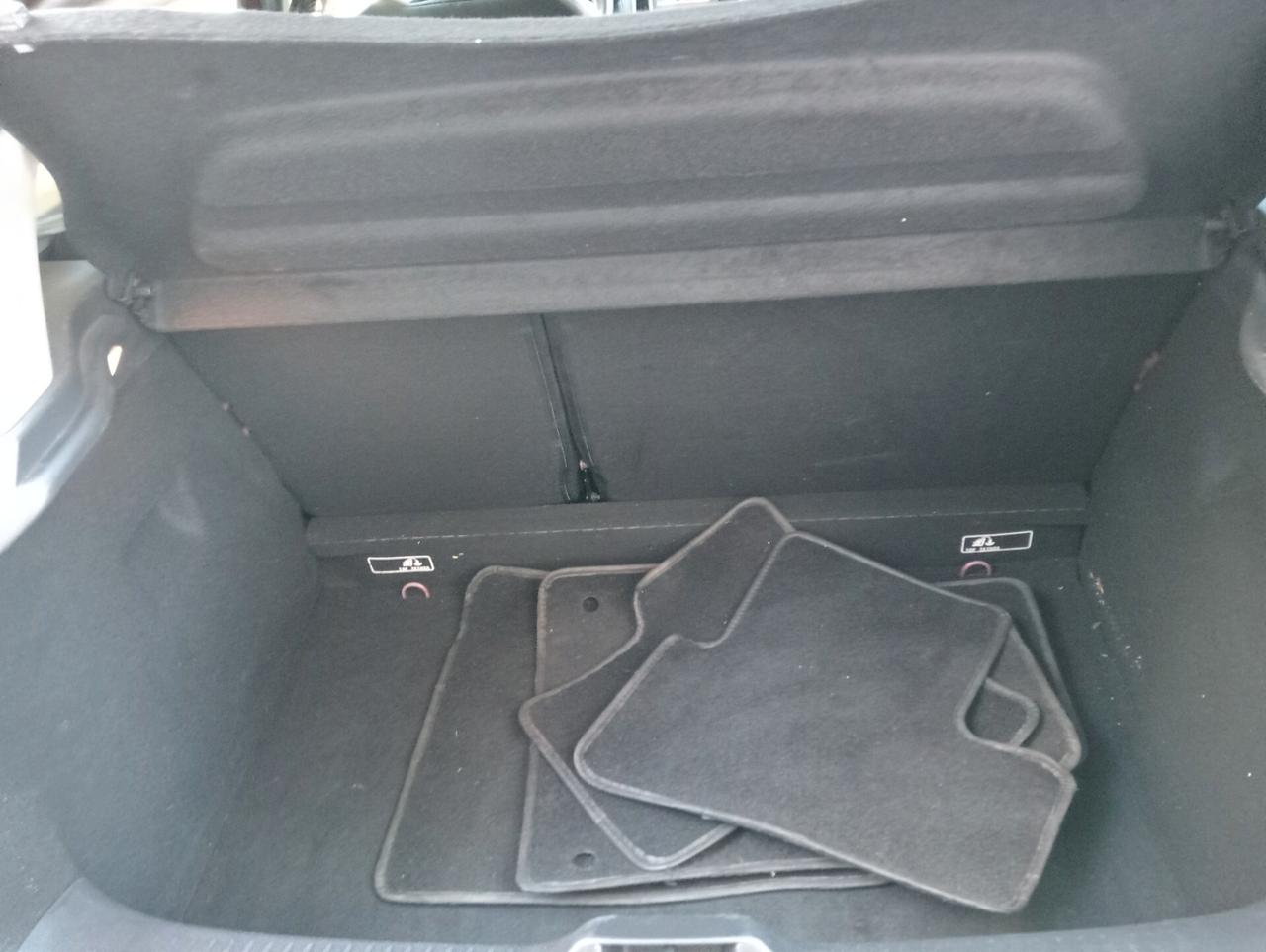 Renault Clio 1.2 75CV 5 porte Zen