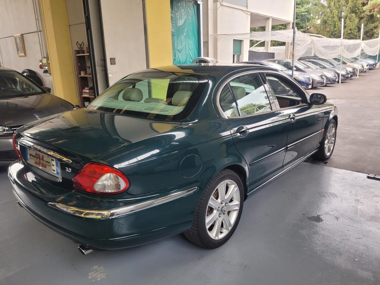 Jaguar X-Type 3.0 V6