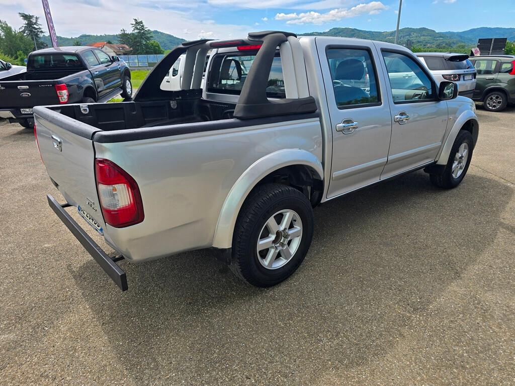 Isuzu D-Max 3.0 TDI 130CV Crew Cab 4WD LS