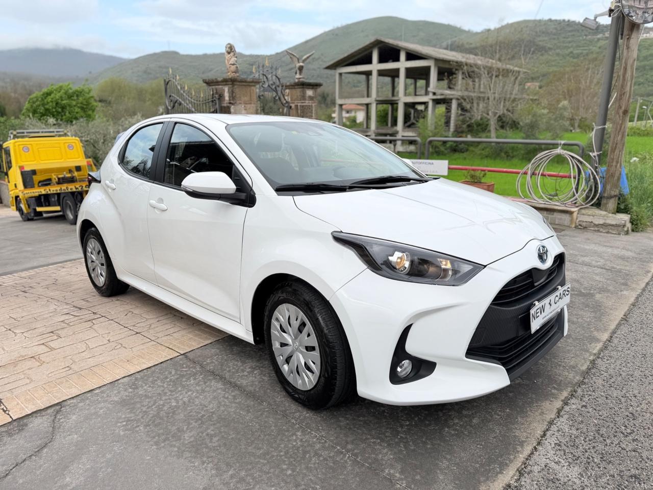 Toyota Yaris 1.5 Hybrid 5 porte Business