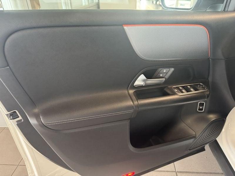 Mercedes-Benz Classe GLB GLB 200 Automatic Sport