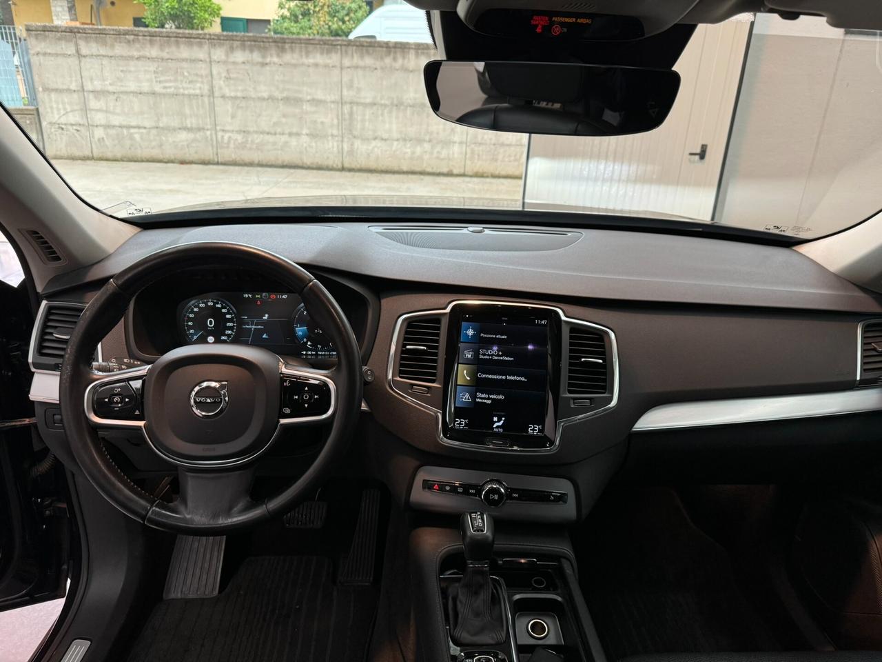 Volvo XC 90 XC90 D5 AWD Geartronic 7 posti Momentum