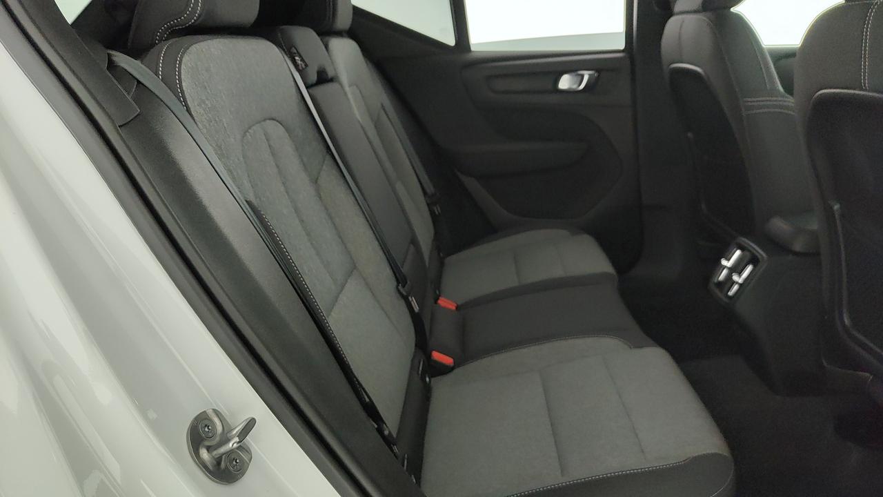 VOLVO XC40 2.0 b3 Core auto