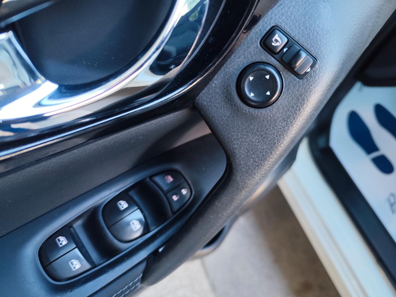 Nissan Qashqai 1.5 dCi 115CV TEKNA TETTO NAVI