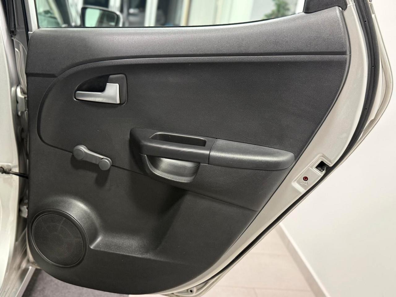 KIA VENGA 1.4 EcoGPL Cool 90cv DEL 2014 TETTO APRIBILE