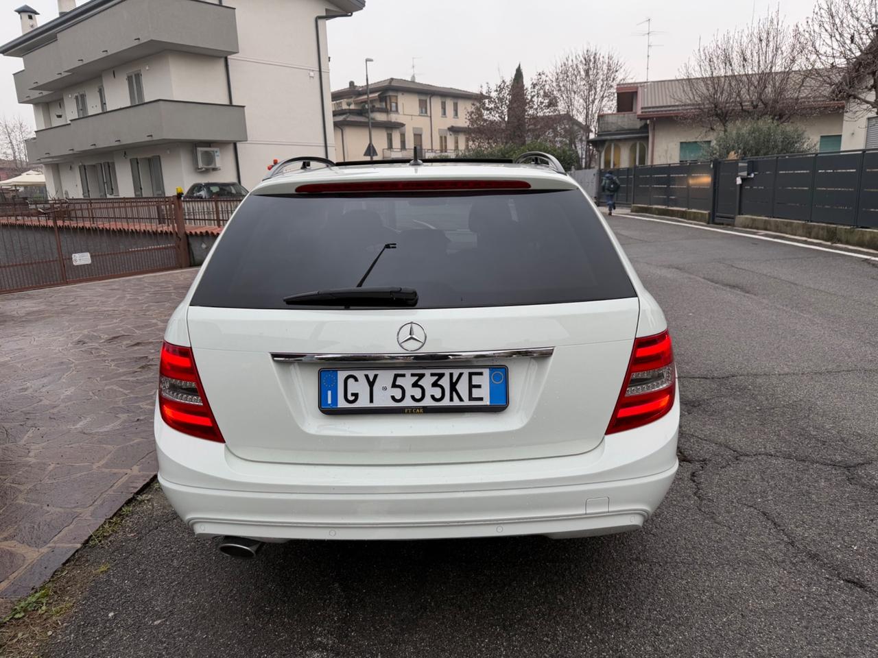 Mercedes-benz C 220 CDI BlueEFFICIENCY Avantgarde