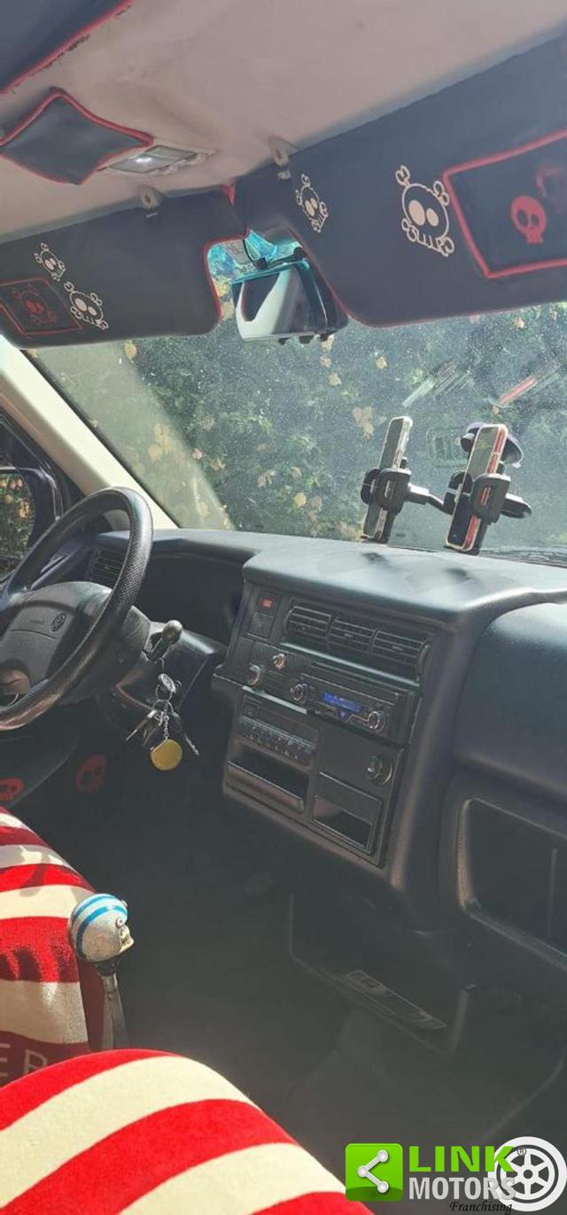 VOLKSWAGEN Transporter Transp. 2.5 TDI/102CV cat PL Caravelle