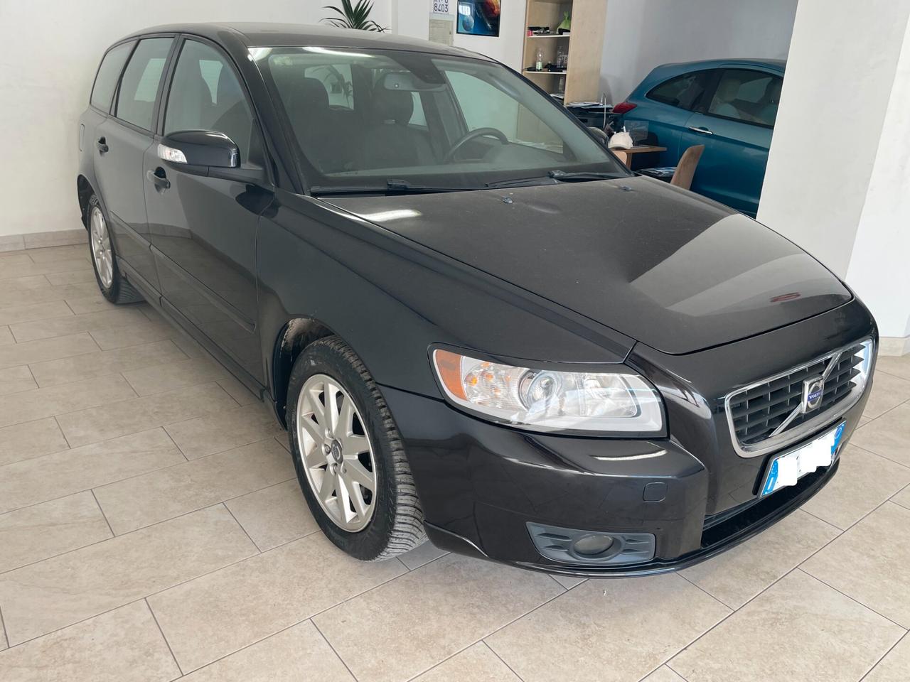 Volvo V50 D SW 2.0 136 CV D Summum FULL TAGLIANDATA NEOPATENTATI