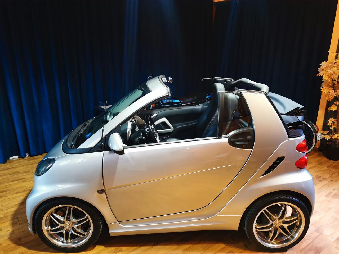 Smart ForTwo 1000 75 kW cabrio BRABUS Xclusive