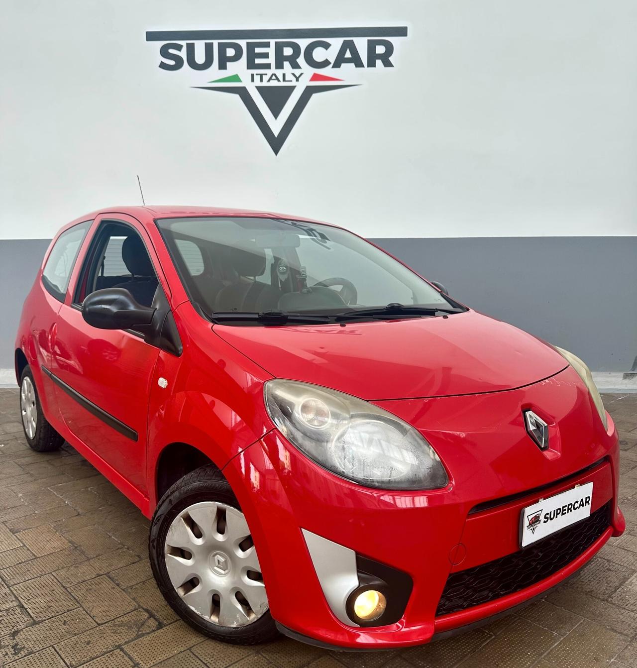 Renault Twingo 1.2 Benz, Euro 4, guidabile da neopat, buoni condi