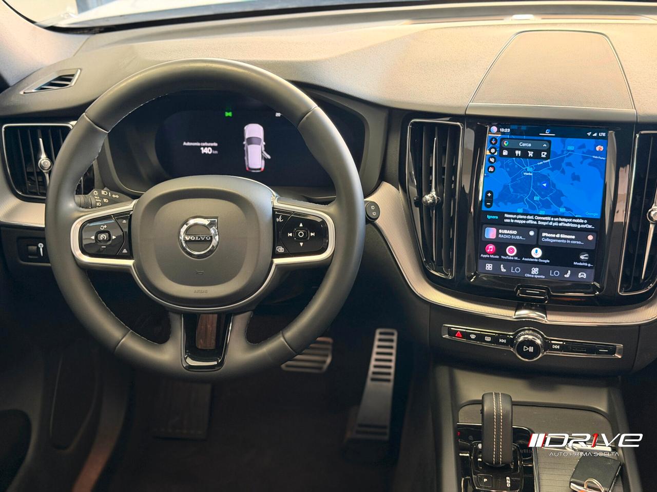 VOLVO XC60 (2017-->) XC60 B4 (d) AWD Geartronic...