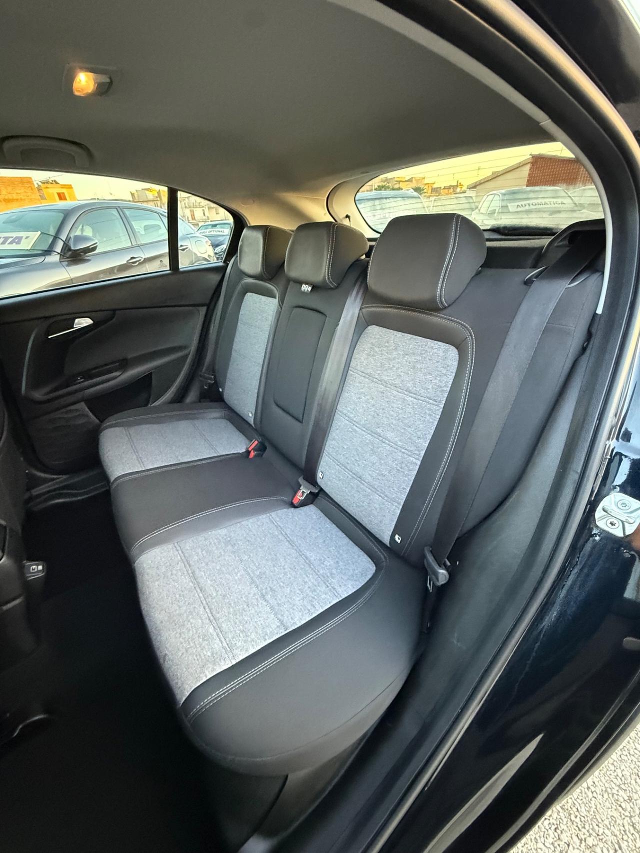 Fiat Tipo 1.6 Mjt S&S 5 porte Cross