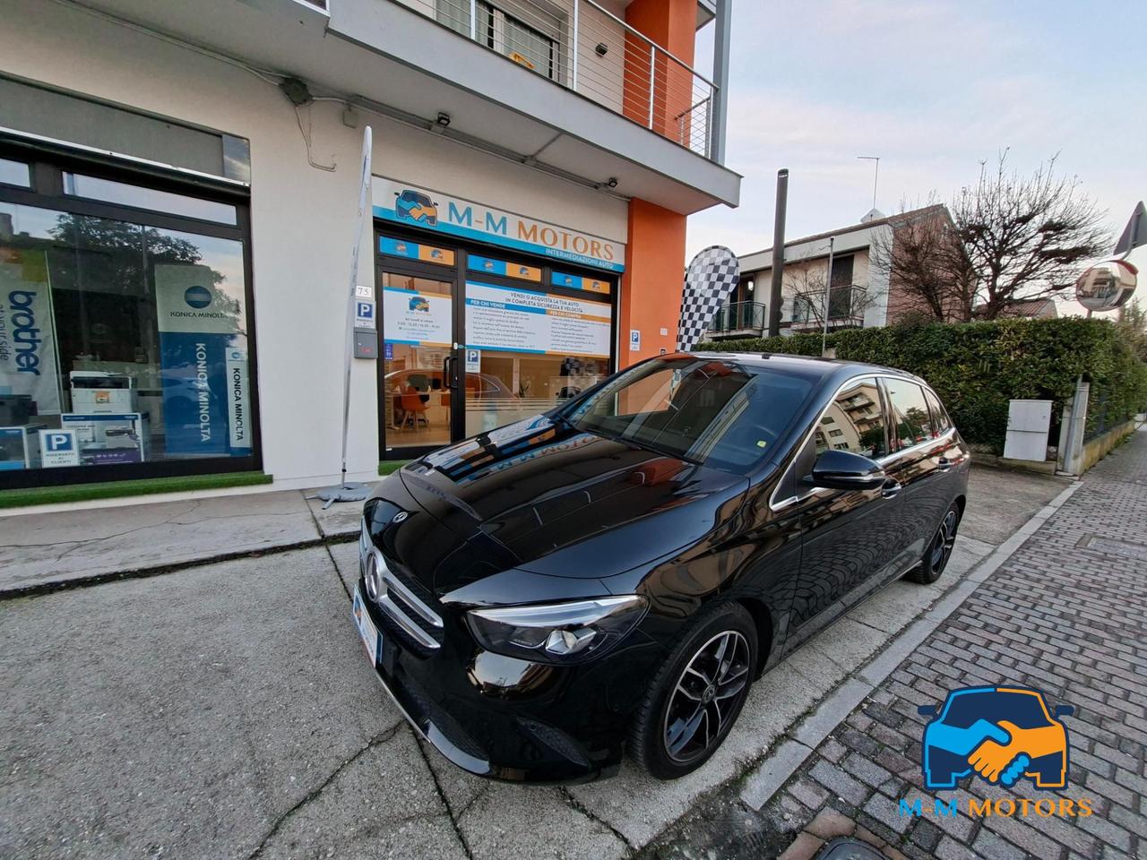 Mercedes B 180 Sport Plus garanzia BMW manuale