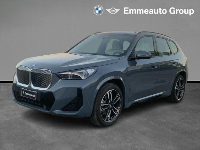 BMW iX1 eDrive 20 xLine