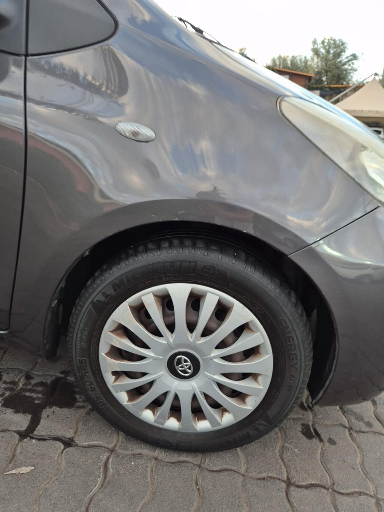 Toyota Yaris 1.4 D-4D DPF 3 porte M-MT Sol