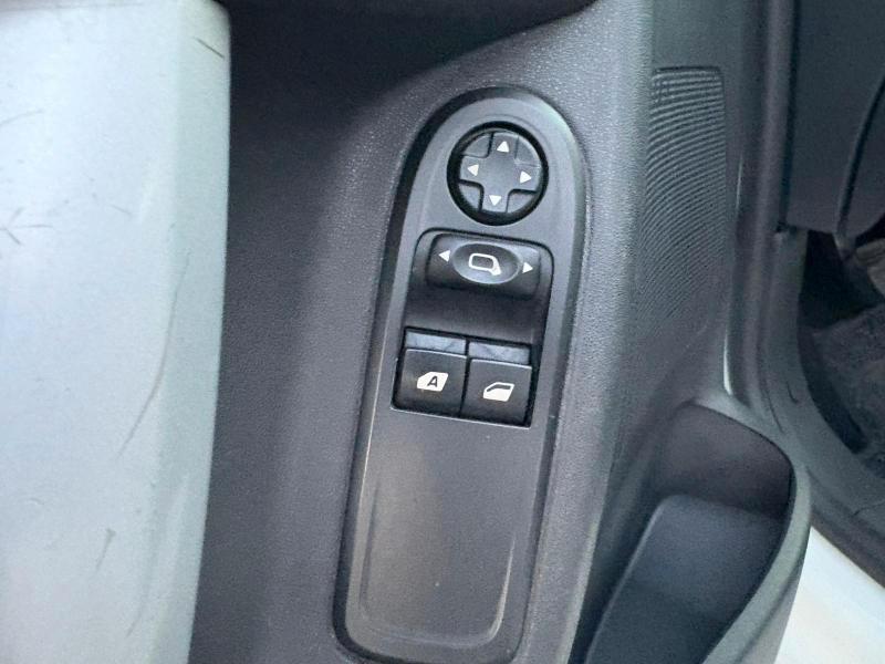 Citroen C3 1.1 BENZ 60 CV Business ADATTA A NEOPATENTATI