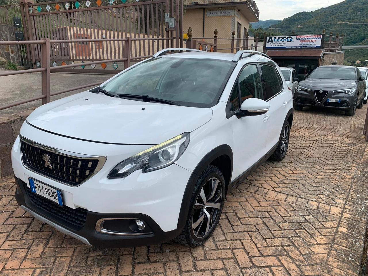 Peugeot 2008 BlueHDi 120 S&S Allure