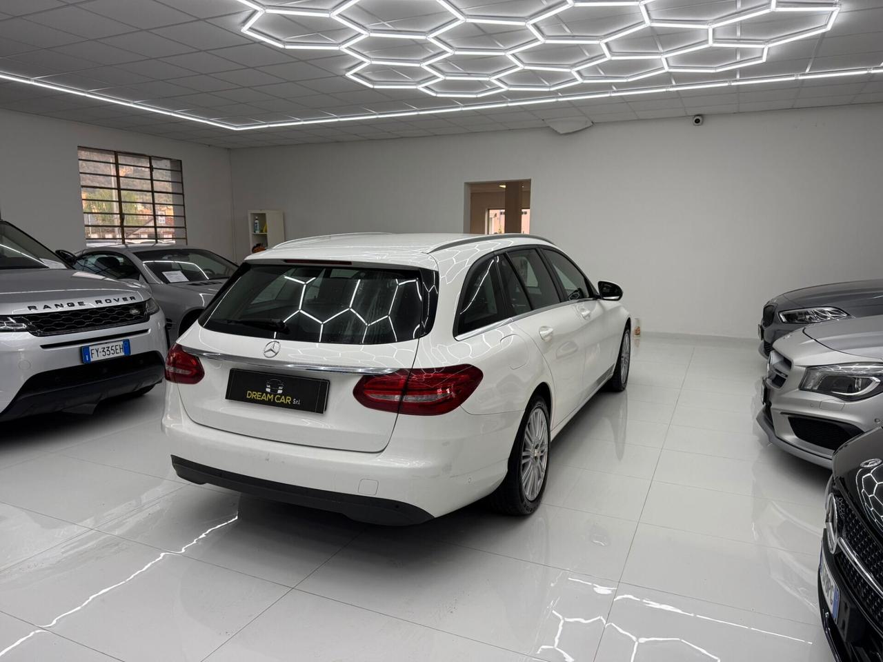 Mercedes-Benz C 220 D 170CV 5p. - Diesel