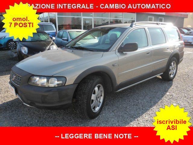 VOLVO XC70 2.4 D5 20v aut. AWD -omol. 7 POSTI-Iscrivibile ASI