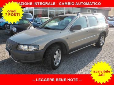 VOLVO XC70 2.4 D5 20v aut. AWD -omol. 7 POSTI-Iscrivibile ASI