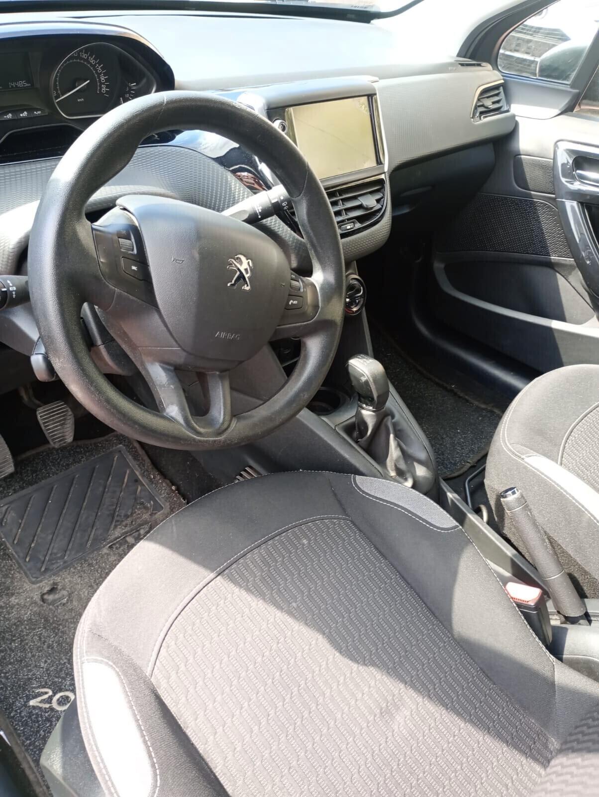 Peugeot 208 1.4 HDi 68 CV 5 porte Active