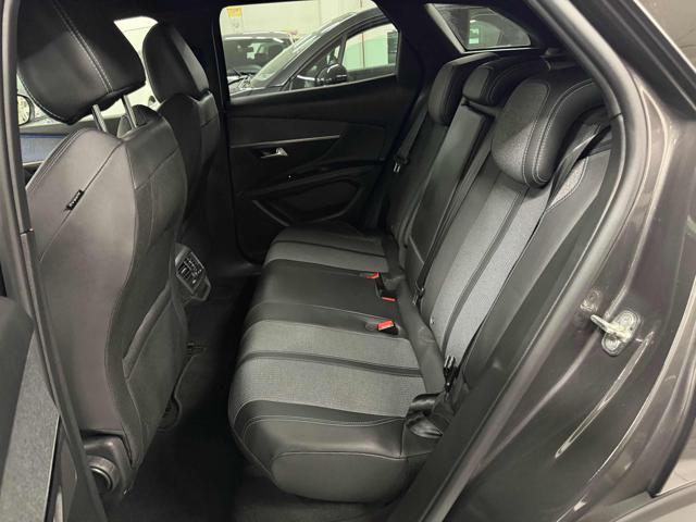 PEUGEOT 3008 BlueHDi 130 S&S EAT8 Allure Pack