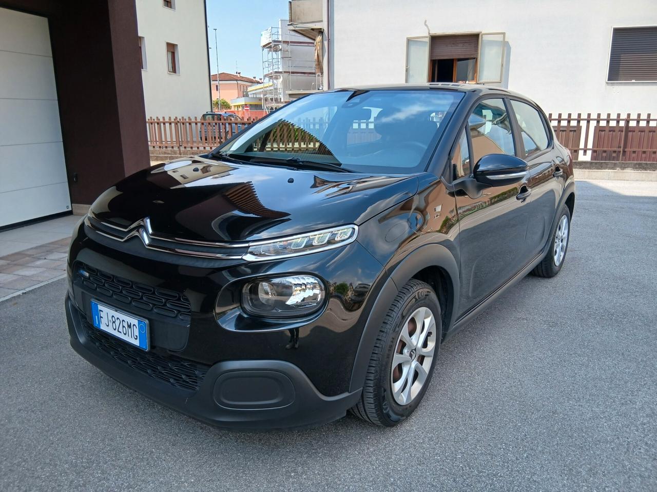 Citroen C3 PureTech 82 Feel Unico Prop OK neo patentati TUA a € 185 mese