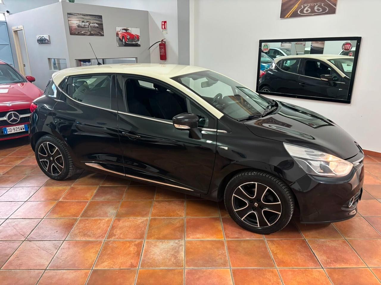 RENAULT CLIO 2016 BI-COLORE AUTOMATICA 1.5 DIESEL