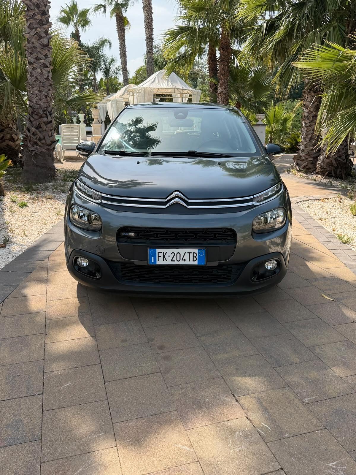 Citroen C3 1.2 PureTech Shine 82CV